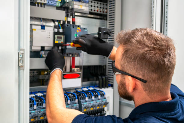 Best Circuit Breaker Repair  in Red Wing, MN
